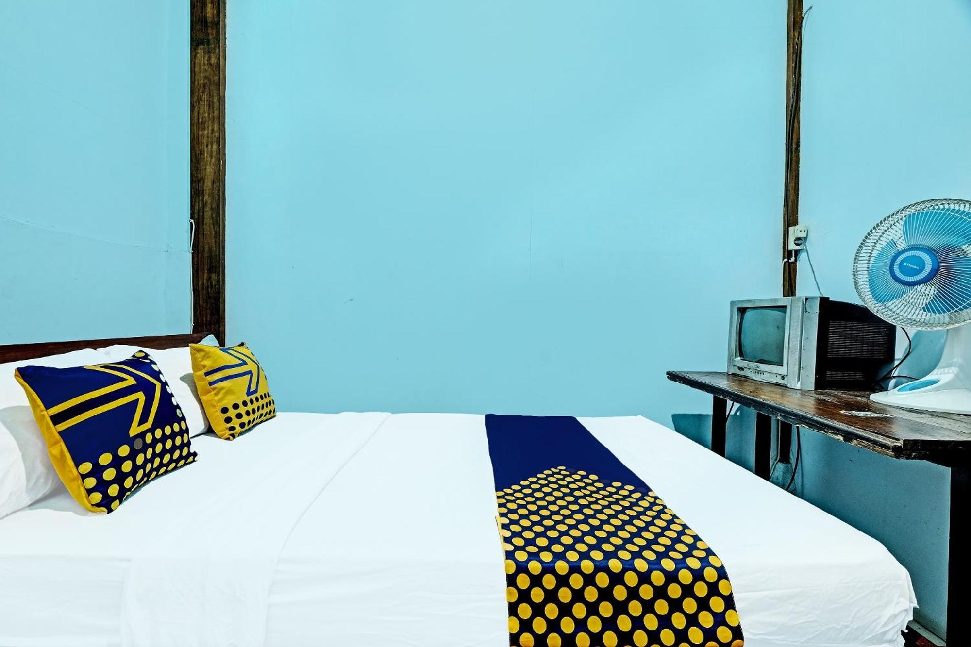 Spot On 91916 Joglo Doyong Homestay Syariah Yogyakarta Dış mekan fotoğraf
